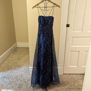 Y2K navy blue with silver glitter floral design size 3